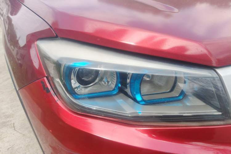 Used CHANGAN CS75 2014 2.0L Manual Leading Version China IV Standard Right Front Headlight