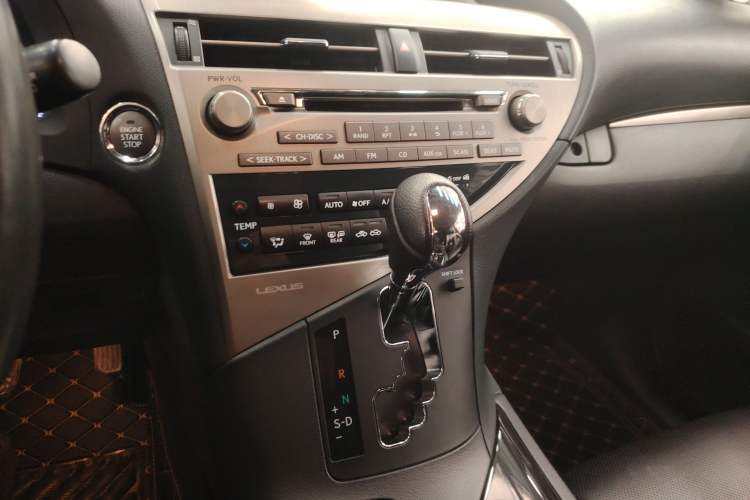 Used Lexus RX Classic 2013 270 Elegant Edition
