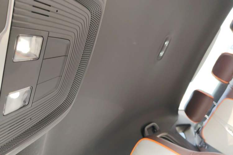 Used BYD Qin PLUS 2023 Champion Edition DM-i 55KM Leading Model Headliner