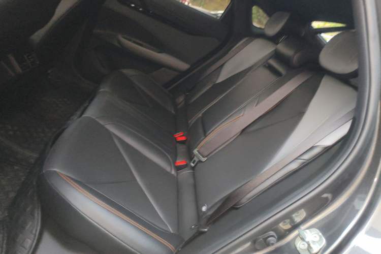 Used Changan UNI-V 2022 1.5T Prestige Version