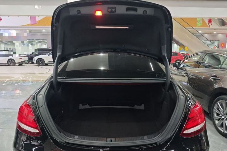 Used Mercedes-Benz E-Class 2018 E 200 Sport Edition
