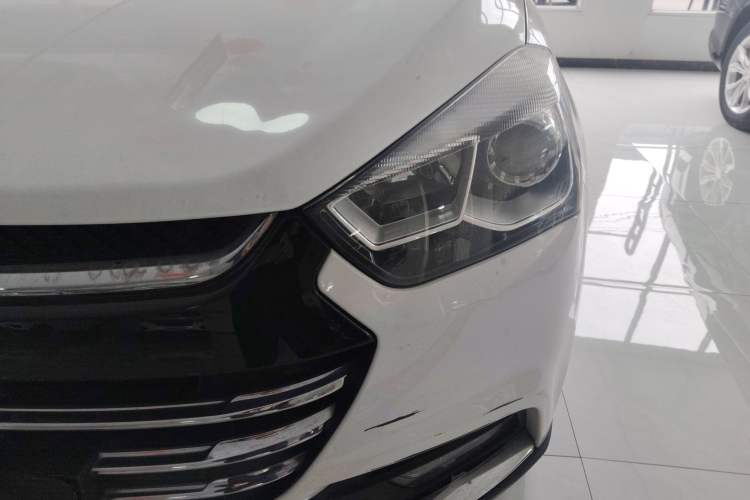 Used JAC Group Refine S2 2015 1.5L Manual Luxury Smart Model
