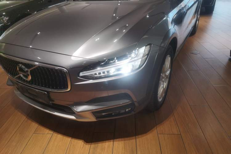 Used Volvo V90 2019 Cross Country T5 AWD Smart Range Version China V Standard
