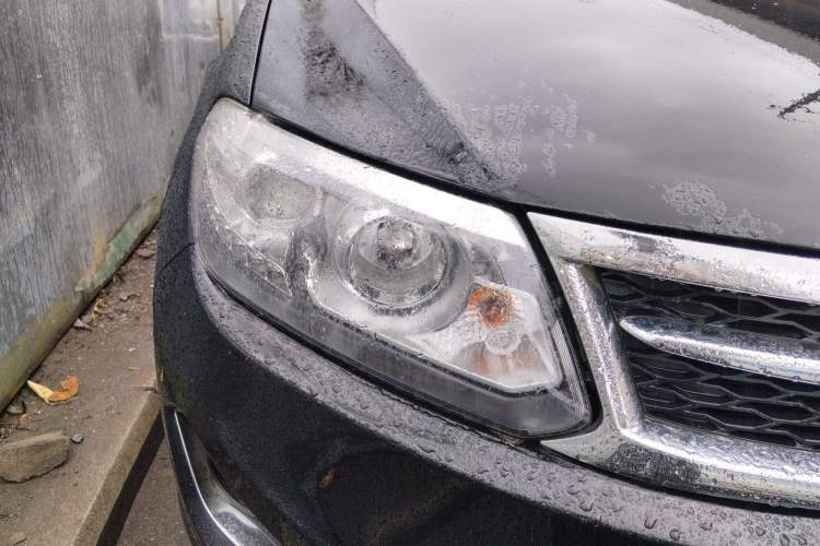 Used Chery Tiggo 5 2014 2.0L CVT Family Deluxe Edition Right Front Headlight