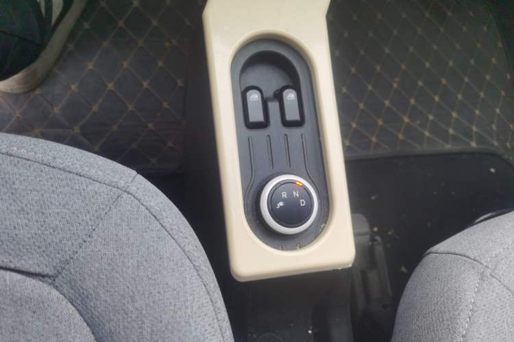 Used Wuling Hongguang MINIEV 2021 Macaron Premium Model – Lithium-NMC