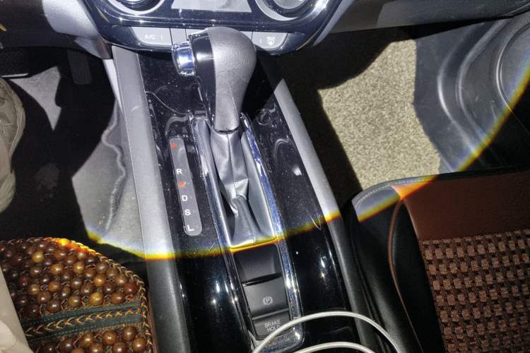 Used Honda Vezel 2015 1.8L CVT 2WD Elite Model