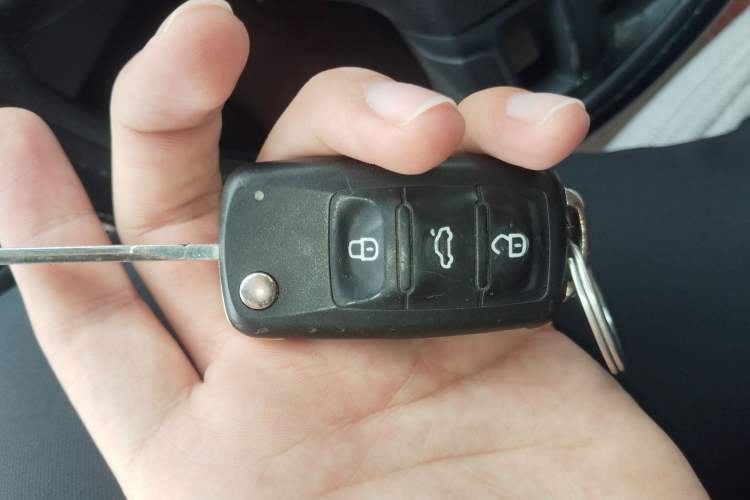 Used Volkswagen Santana 2013 1.6L Automatic Comfort Edition Vehicle Key