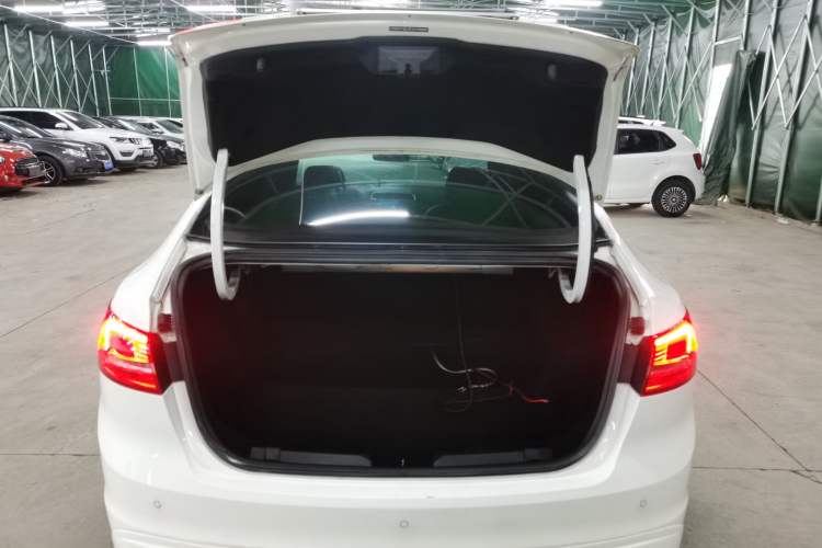 Used Ford Escort 2015 1.5L Manual Comfort Model
