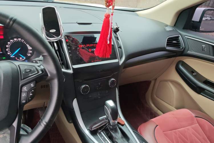 Used Ford Edge 2016 EcoBoost 245 Two-Wheel-Drive Titanium 5-Seater
