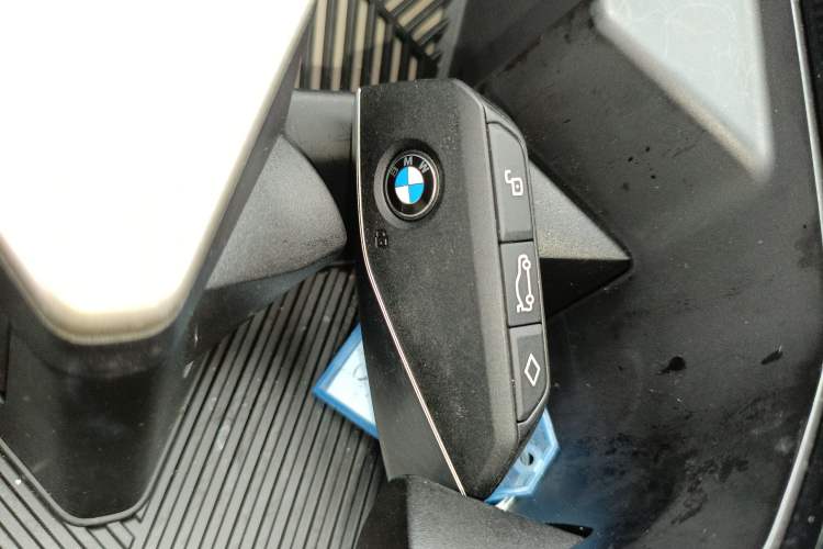 Used BMW X3 2025 xDrive30L Luxury Edition M Sport Package Vehicle Key