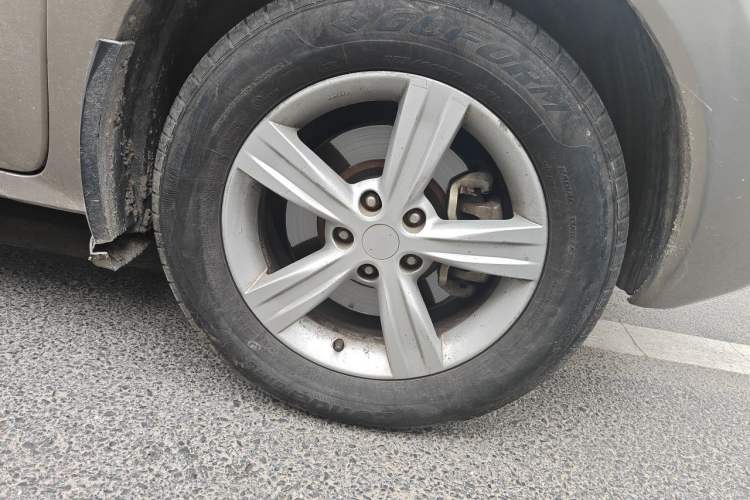 Used Renault Koleos 2013 2.5L Two-Wheel-Drive Urban Edition
