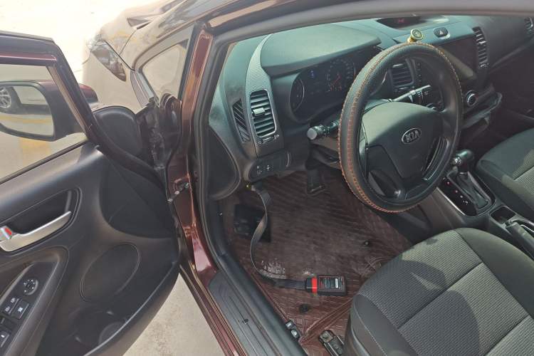 Used Kia K3 2016 1.6L Automatic with Sunroof