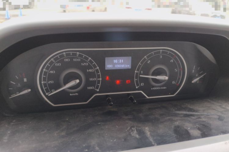 Used SAIC MAXUS G10  Instrument Cluster