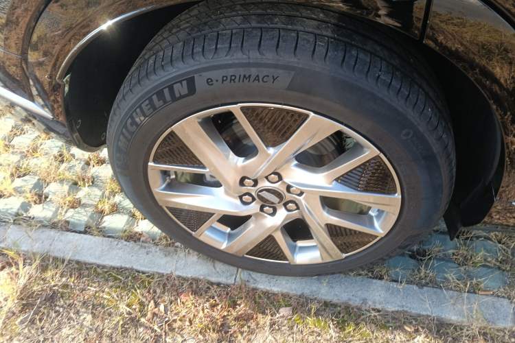 Used Cadillac OPTIQ 2024 Standard Range Version