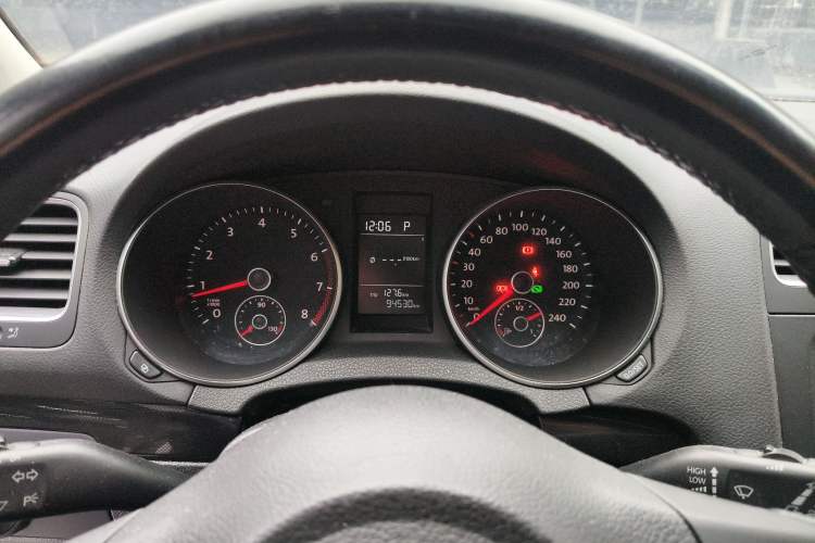 Used Volkswagen Golf 2011 1.4 TSI Automatic Comfort Model
