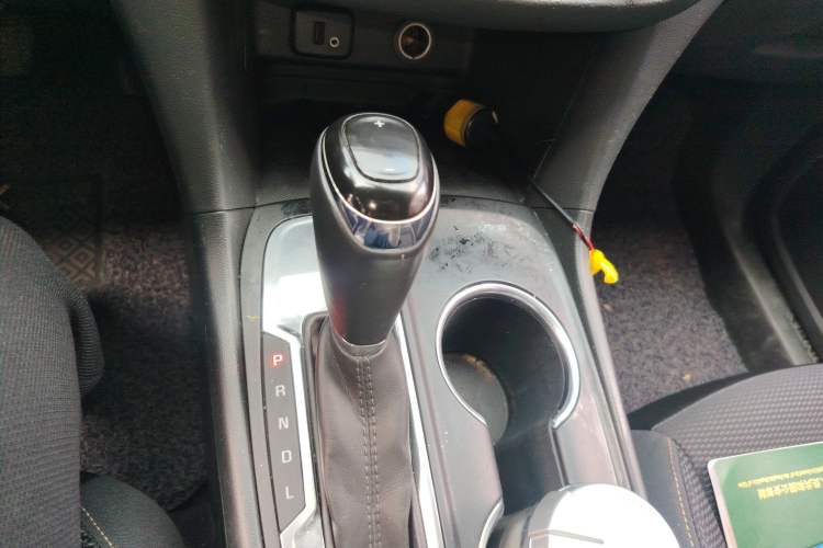 Used Chevrolet Equinox 2018 535T Automatic Chijie Edition Gear Lever