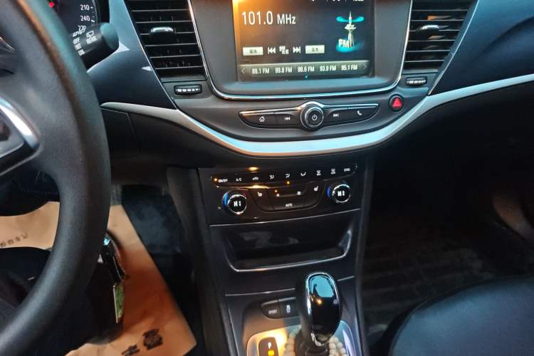 Used Buick Verano 2016 Hatchback 15S Automatic Leading Model
