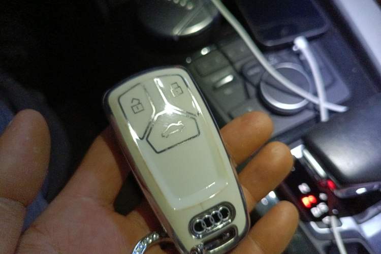 Used Audi A4L 2018 30th Anniversary Edition 30 TFSI Ambition Model