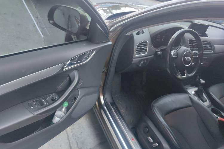 Used Audi Q3 2016 30 TFSI Fashion Model Driver Seat