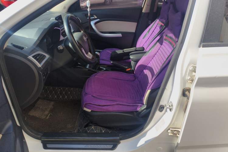 Used Changan Alsvin V7 2016 1.6L Manual LeShang Model China V Standard