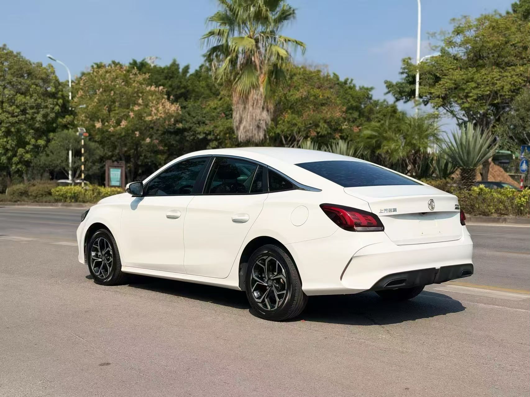 MG 5 2022 180 DVVT CVT Youth Style Edition — снимка 4