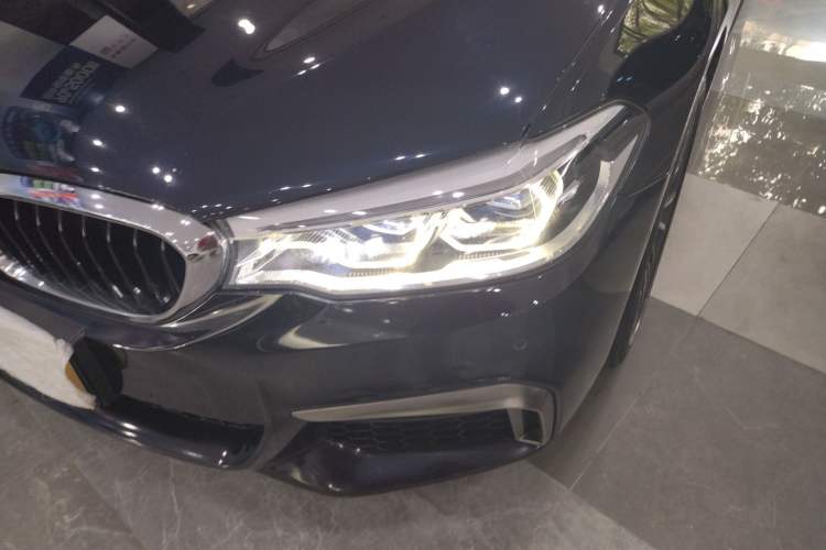 Used BMW 5 Series 2018 Restyled 530Li Luxury Edition M Sport Package Left Front Headlight