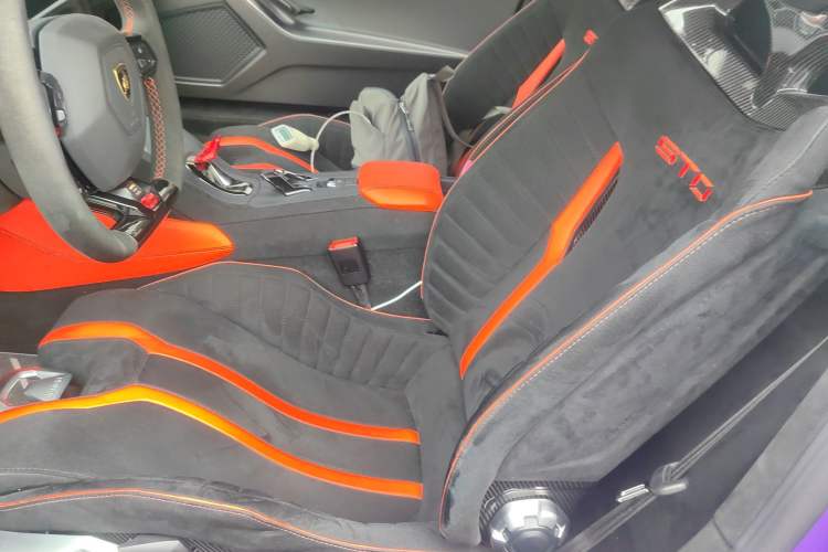 Used Lamborghini Huracán 2021 Huracán STO Left Rear Seat