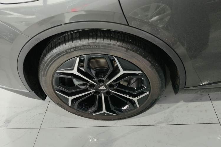 Used Deepal L07 2025 230 Ultra with DeepBlue Intelligent Driving AD PRO Extended-Range Version
