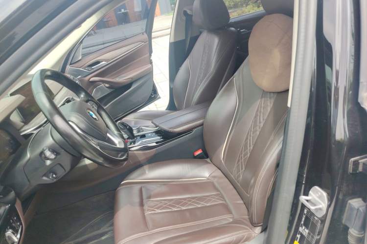 Used BMW 5 Series New Energy 2020 Mileage Upgrade Version 530Le Luxury Package Left Front Seat