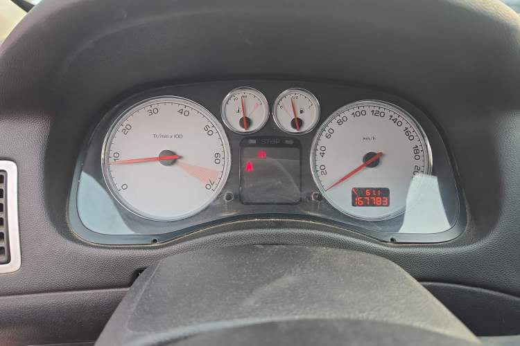 Used Peugeot 307 2012 Hatchback 1.6L Manual Comfort Edition
