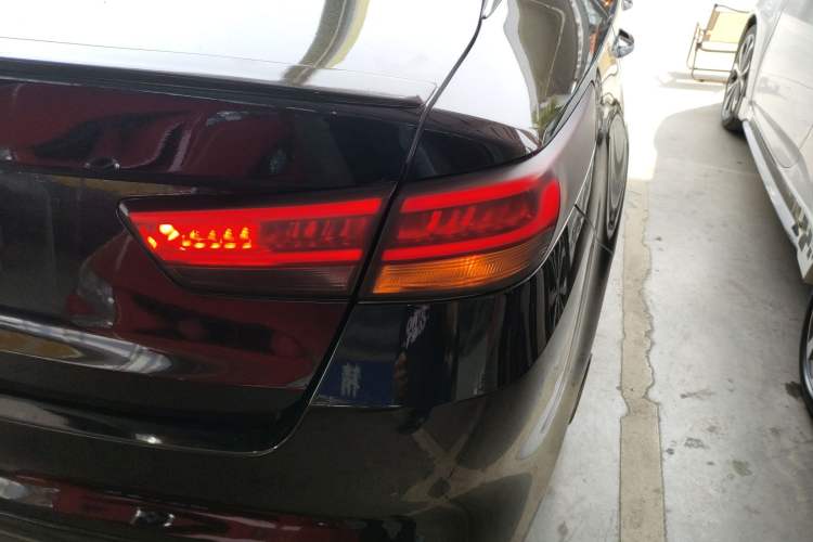 Used Kia K5 2016 1.6T Automatic LUX