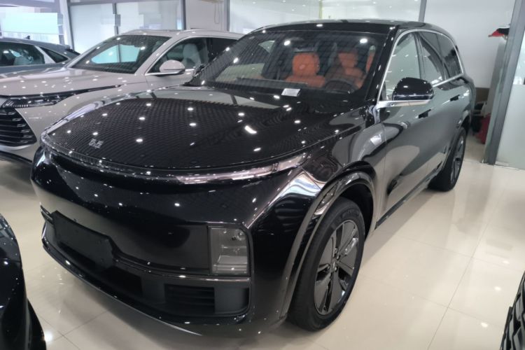 Used Li Auto L8 2024 Pro Model Front