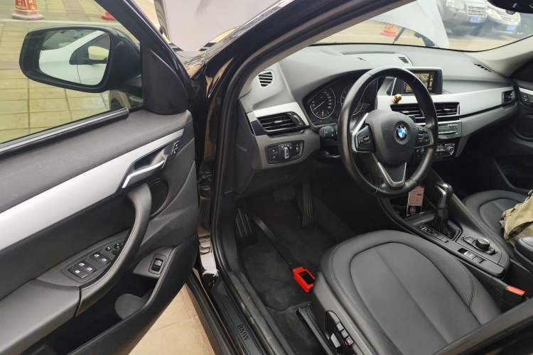 Used BMW X1 2016 sDrive18Li Premium Edition