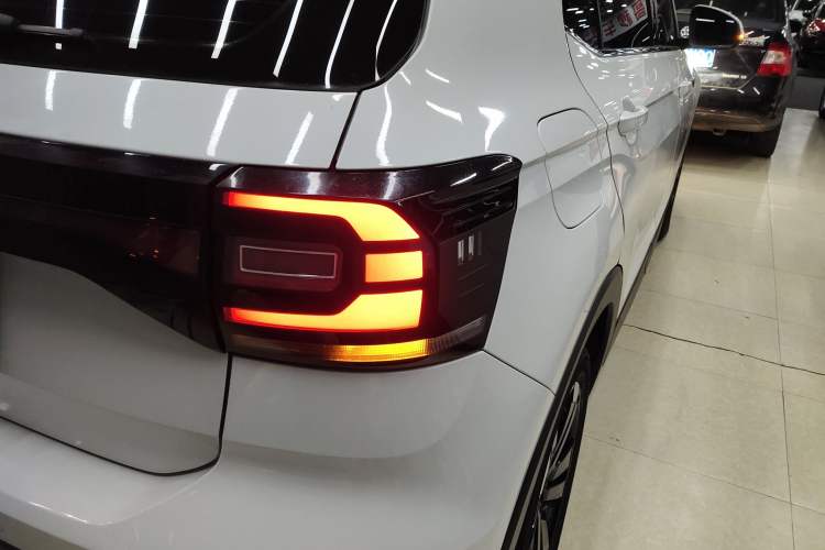 Used Volkswagen Tacqua 2020 1.5L Automatic Yue