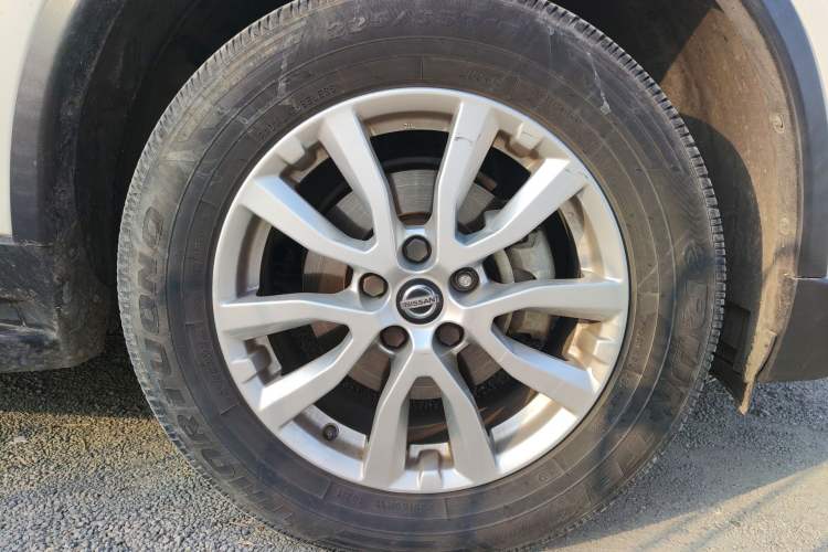 Used Nissan X-Trail 2020 2.0L XL Premium CVT 2WD SmartConnect Luxury Edition Right Front Wheel Hub