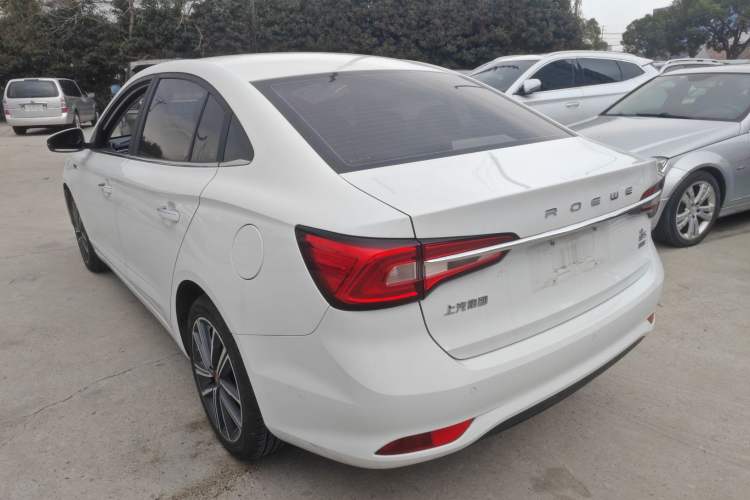 Used Roewe i5 2019 20T Automatic 4G Connected Supercharged Flagship Edition