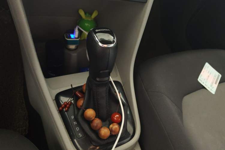 Used Skoda Rapid 2016 1.6L Automatic Front-Wheel Drive Model
