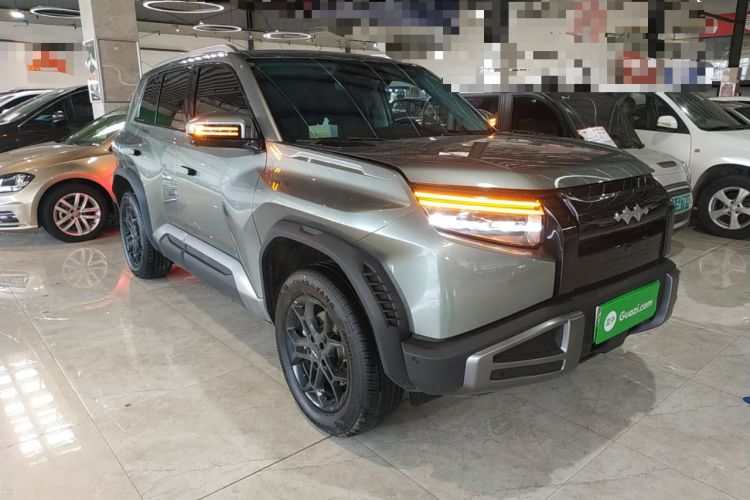 Used Formula Leopard Titanium 3 2025 501 km Range Rear-Wheel Drive Intelligent Driving Max Edition