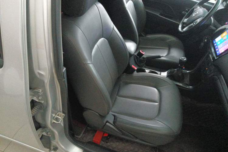 Used Great Wall Wingle 5 2021 2.0T Diesel Two-Wheel Drive Elite Version Big Double Cab China VI Standard GW4D20M