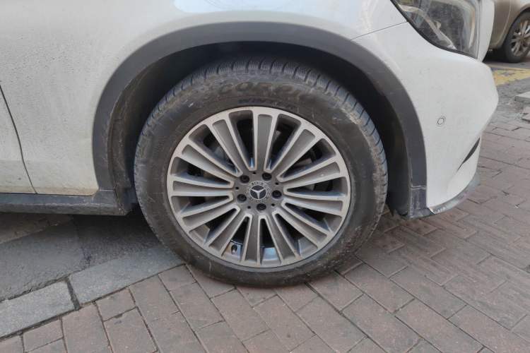 Used Mercedes-Benz GLC 2017 GLC 260 4MATIC Dynamic Edition