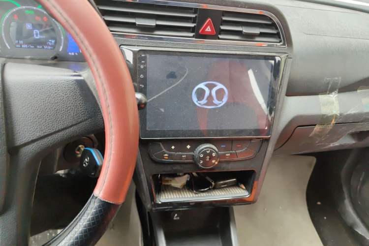 Used BAIC New Energy EC 2017 EC180 Dynamic Edition Audio And AC Panel