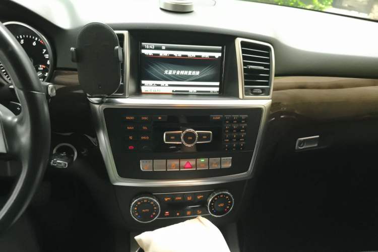 Used Mercedes-Benz M-Class 2015 ML 400 4MATIC Dynamic Model