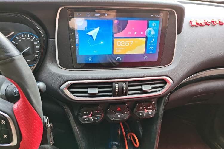 Used GAC Trumpchi GS4 2018 235T Manual Two-Wheel Drive Elite Edition Audio And AC Panel