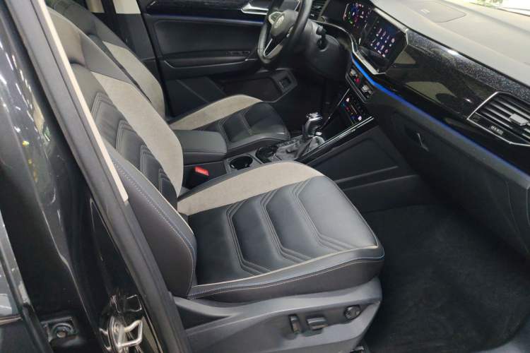 Used Volkswagen Tayron GTE Plug-in Hybrid 2020 1.4T Luxury Model Right Front Seat