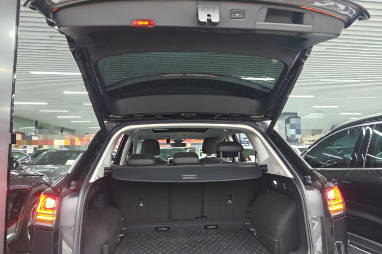 Used Volkswagen Tayron 2023 330TSI Two-Wheel-Drive Luxury Plus Advanced Version
