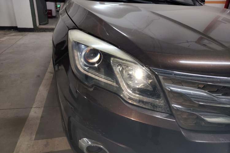 Used GAC Trumpchi GS5 Super 2015 1.8T Automatic Two-Wheel Drive Luxury Navigation Edition
