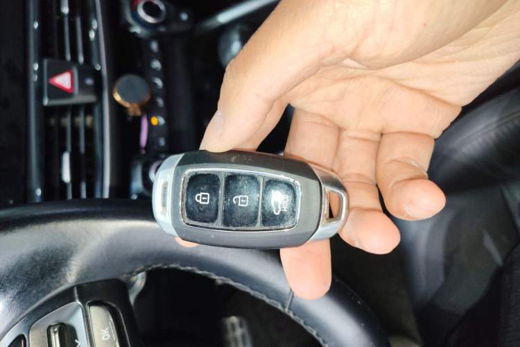 Used Hyundai Lafesta 2019 280TGDi Sport Edition China VI Vehicle Key