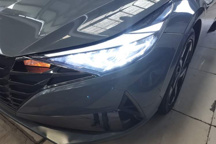 Used Hyundai Elantra 2021 1.5L CVT LUX Prestige Edition