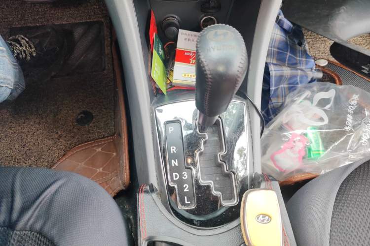 Used Hyundai Verna (older generation) 2016 1.4L Automatic Leading-Edge GLX