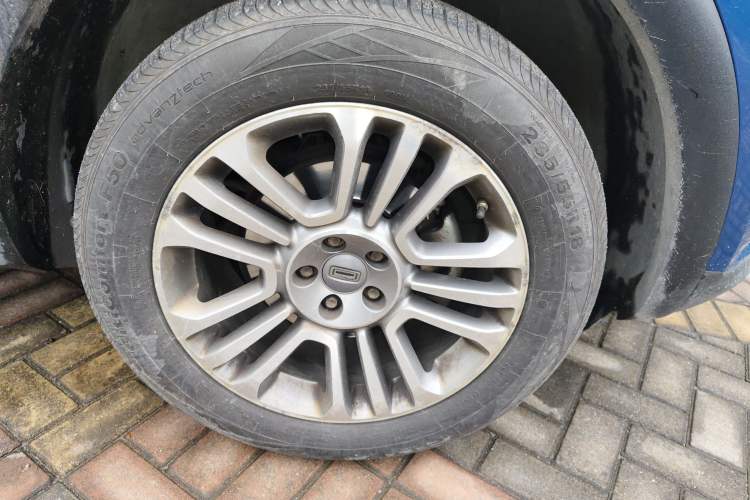 Used Qoros 5 2018 Revised 1.6T Automatic Luxury Version
